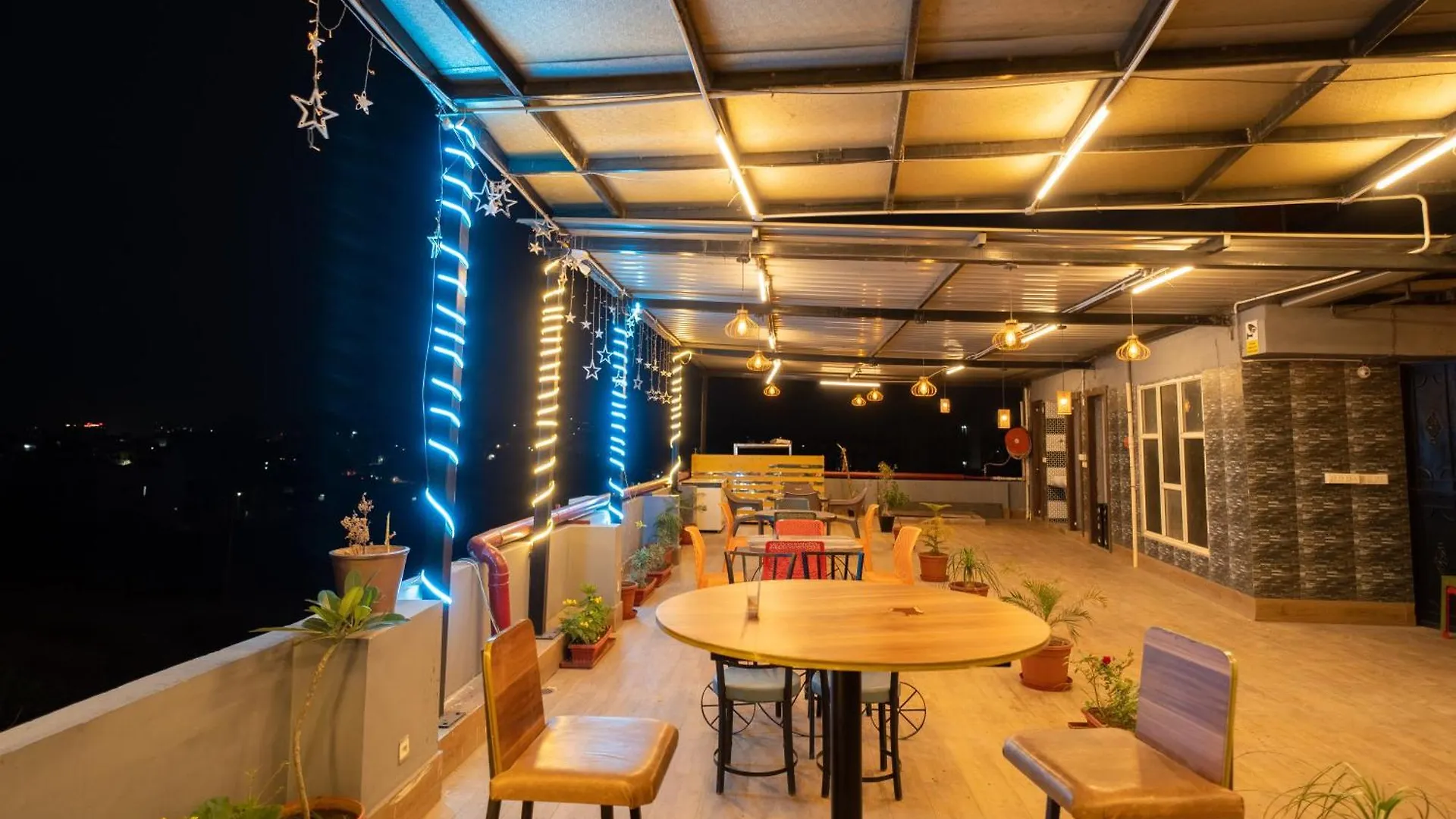 Majestic Hotel And Restro Udaipur